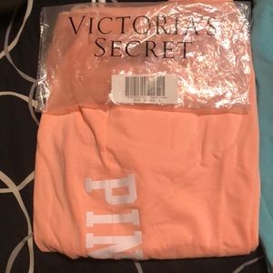 🆕 PINK Victoria Secret jogger pants